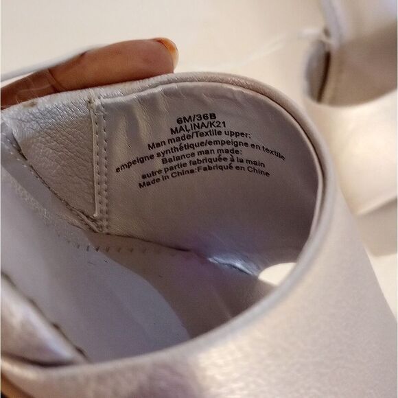 🆕Karl Lagerfeld Malina Square Toe Mules /Sandals - Picture 7 of 7